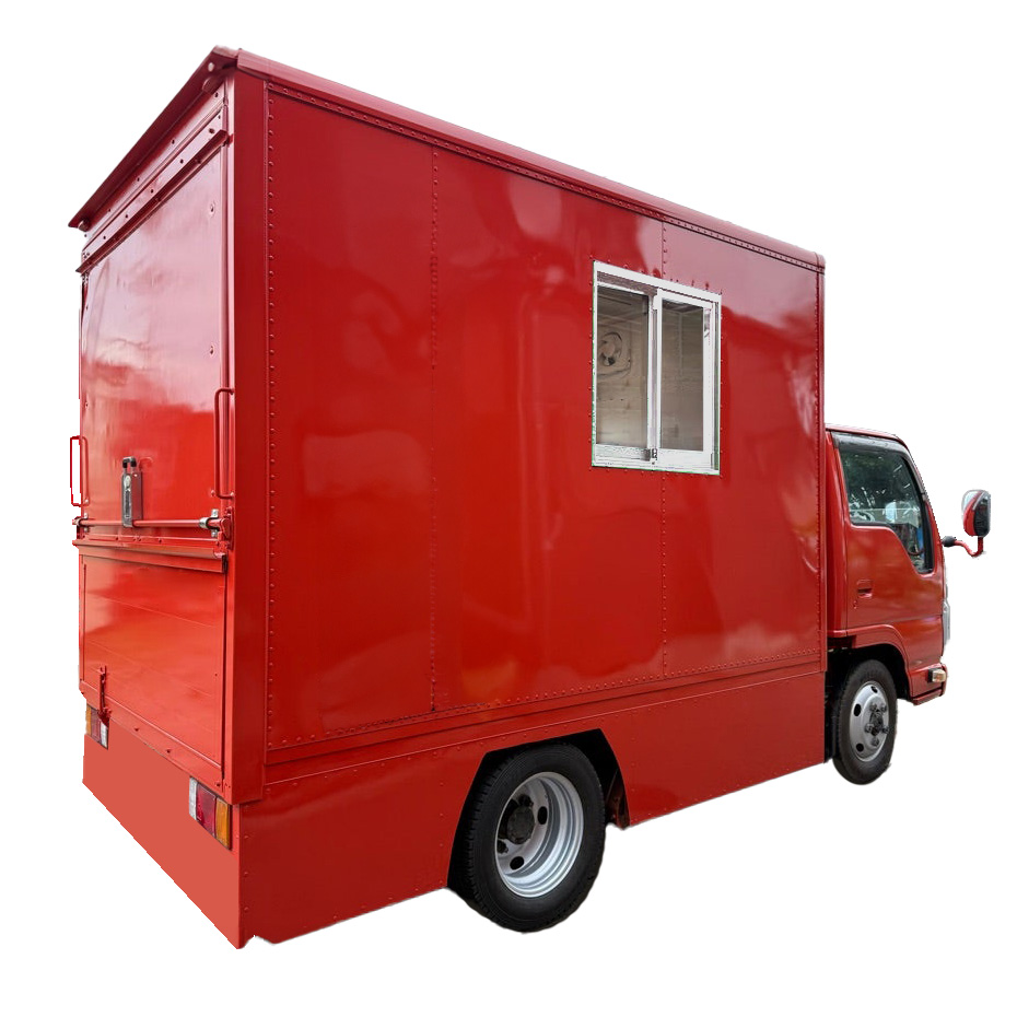 【1.5トンベース】1日100万売り上げを叶えた　キッチンカー製作事例