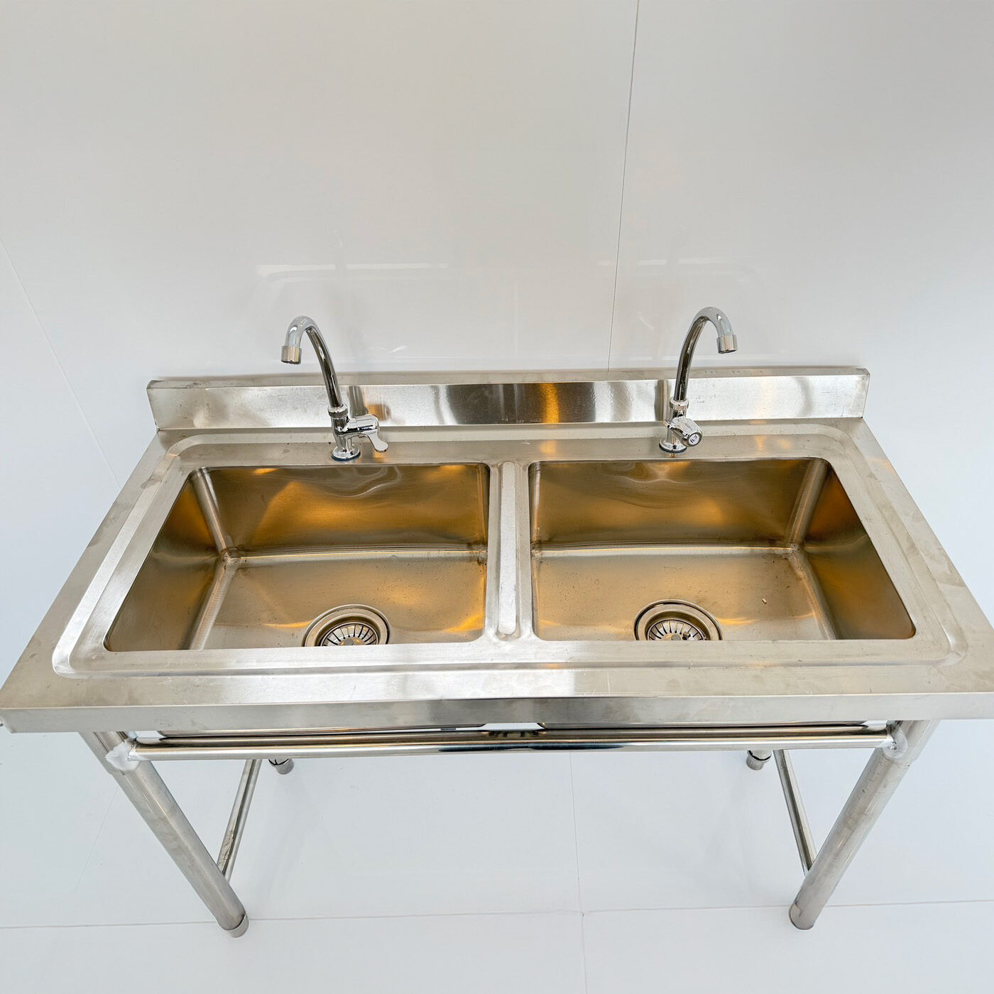 【軽トラベース】　軽でも売れるを叶えた　キッチンカー製作事例