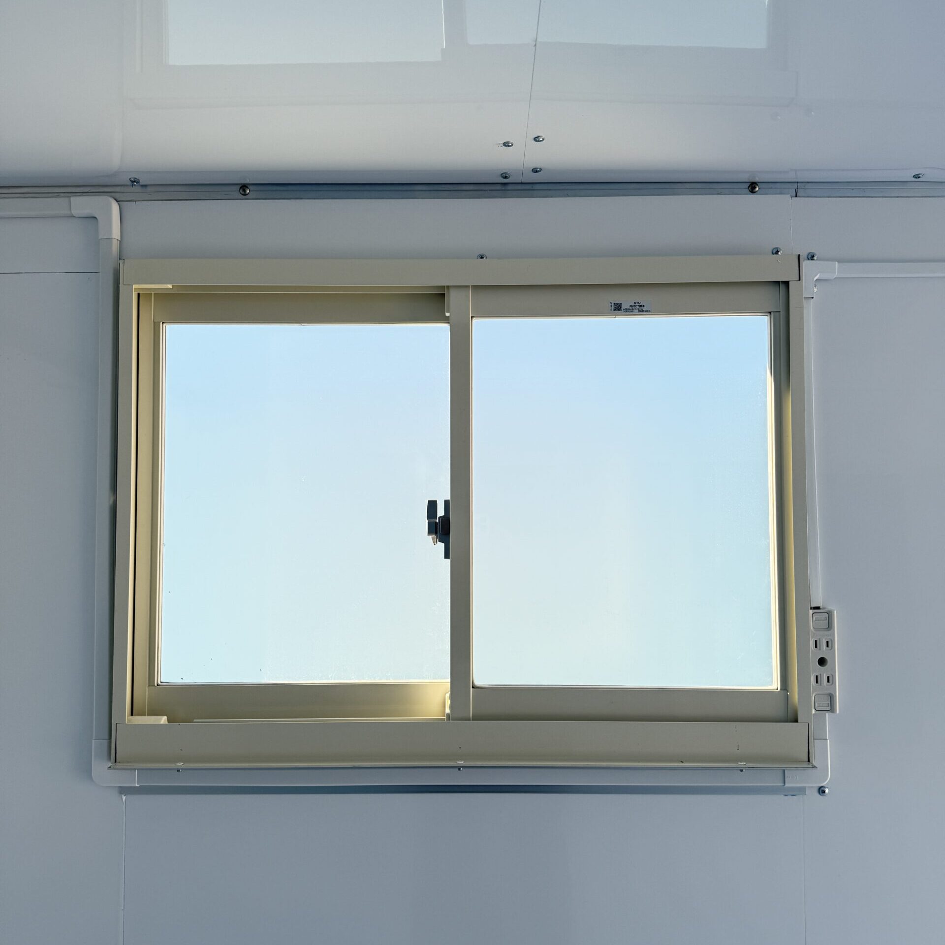 【1.5トンベース】1日100万売り上げを叶えた キッチンカー製作事例